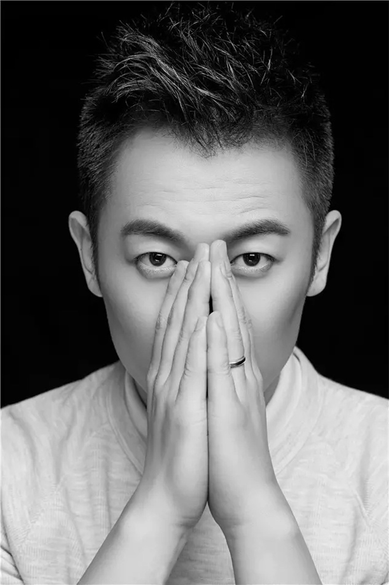 中国大陆江苏省盐城男演员朱亚文微博电影之夜西装图片图片 中国大陆江苏省盐城男演员朱亚文微博电影之夜西装图片图片