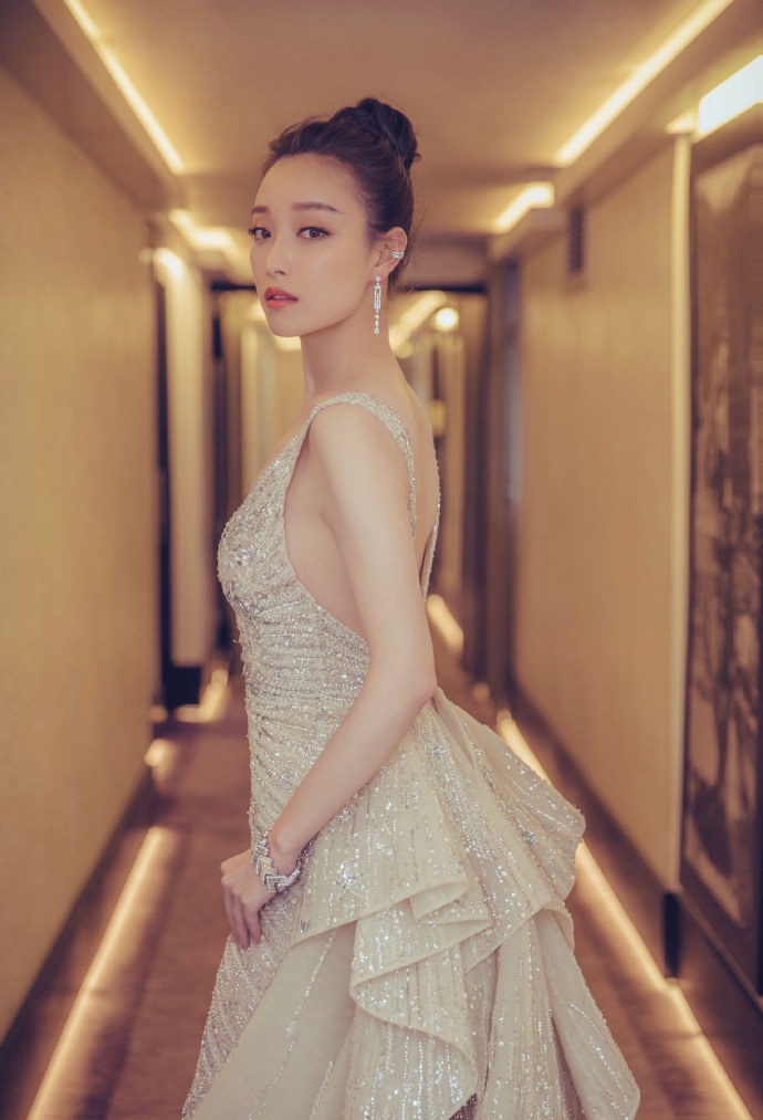 美女明星倪妮性感礼服红毯图片图片