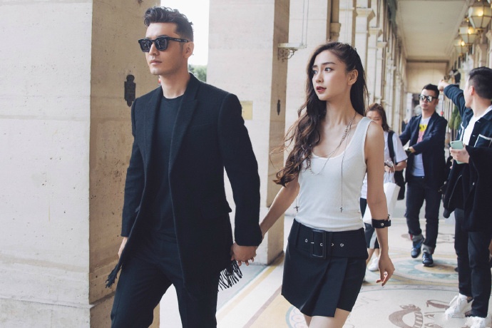 黄晓明录制中国梦之声上演脱衣秀图片