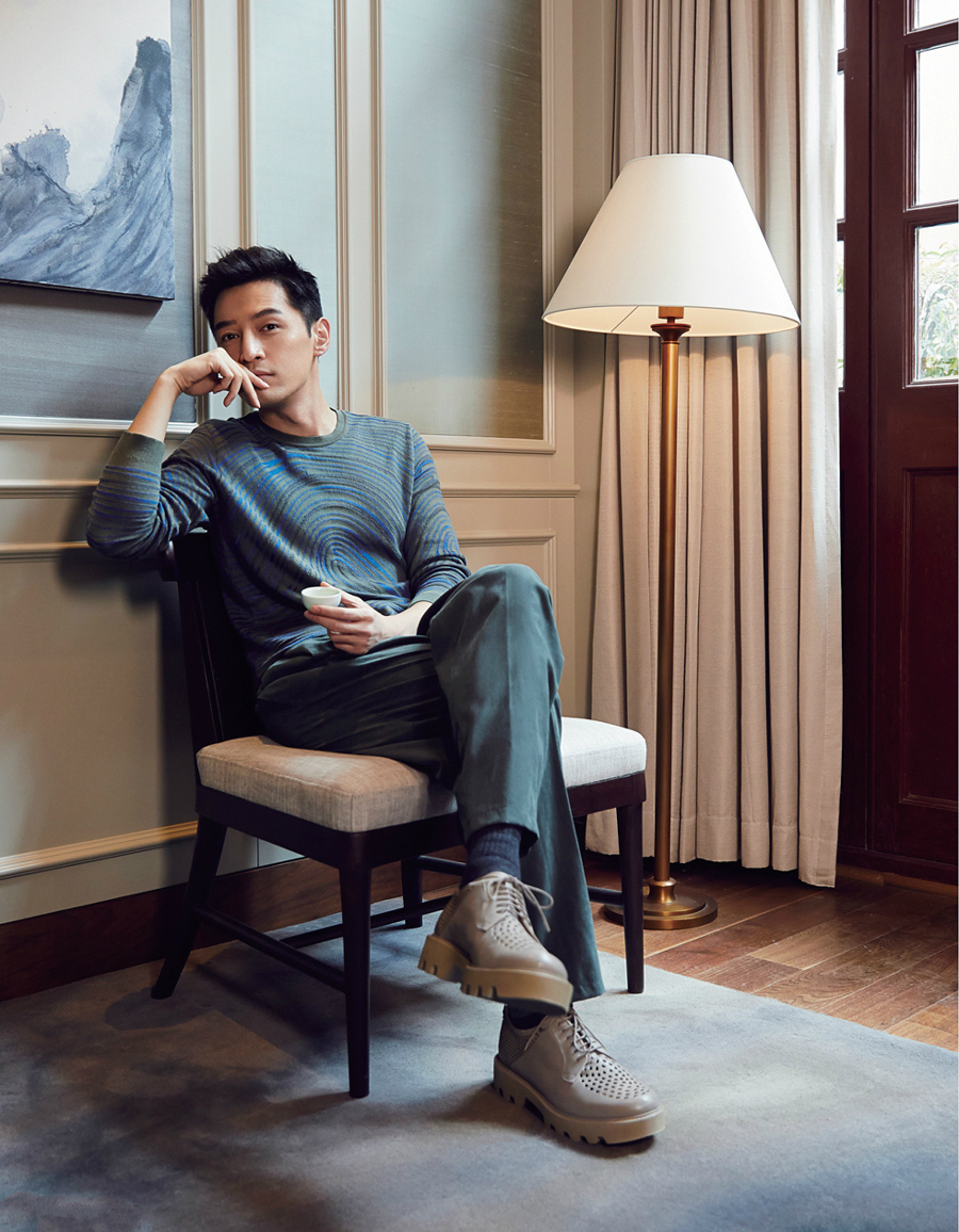 刘雯携手胡歌、张震共同演绎Vogue China12月刊时装大片图片