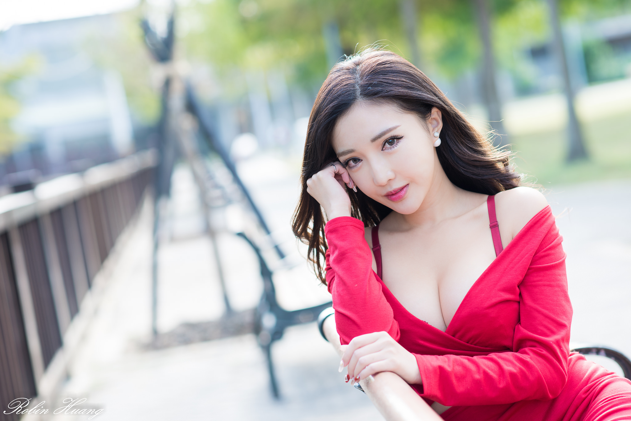 中国台湾人少妇赵芸性感诱人图片图片