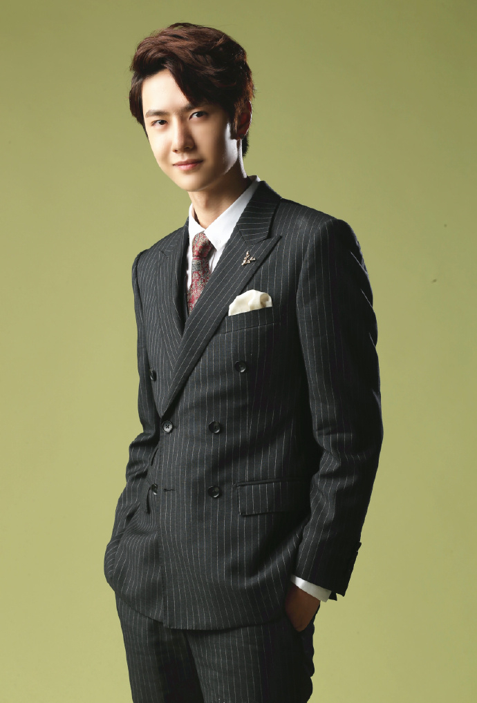 河南省洛阳男明显王一博《Tmagazine》4月刊封面写真图片