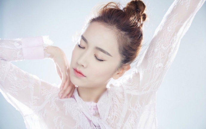 李春嫒图片