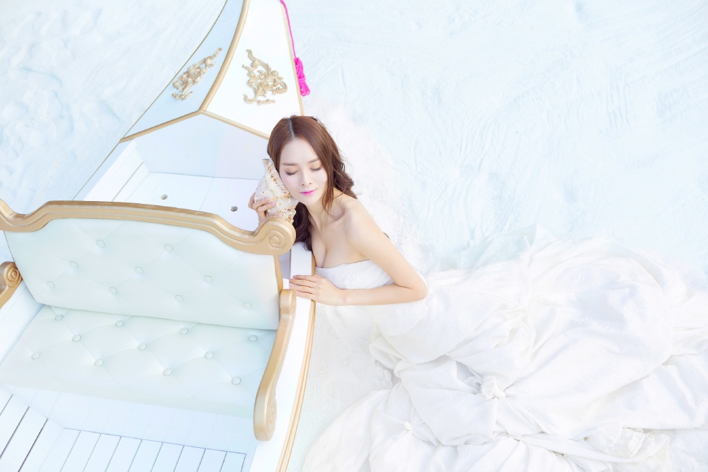 袁弘张歆艺婚纱照图片 浪漫纯真又甜蜜图片