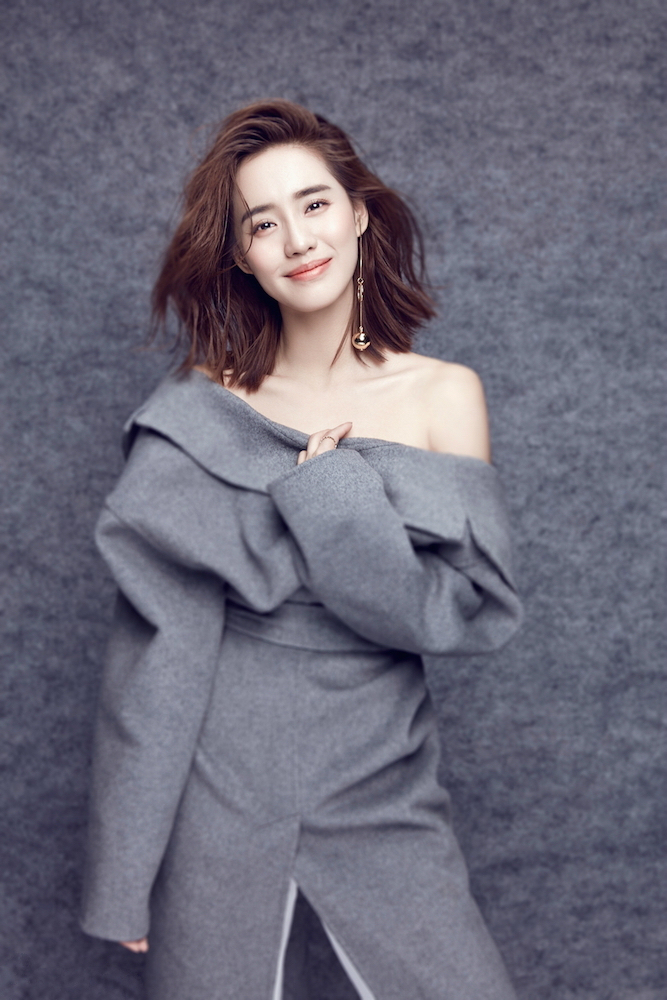 高清中国内地新生代功夫女明显王智少女系慵懒大白写真高清图片图片