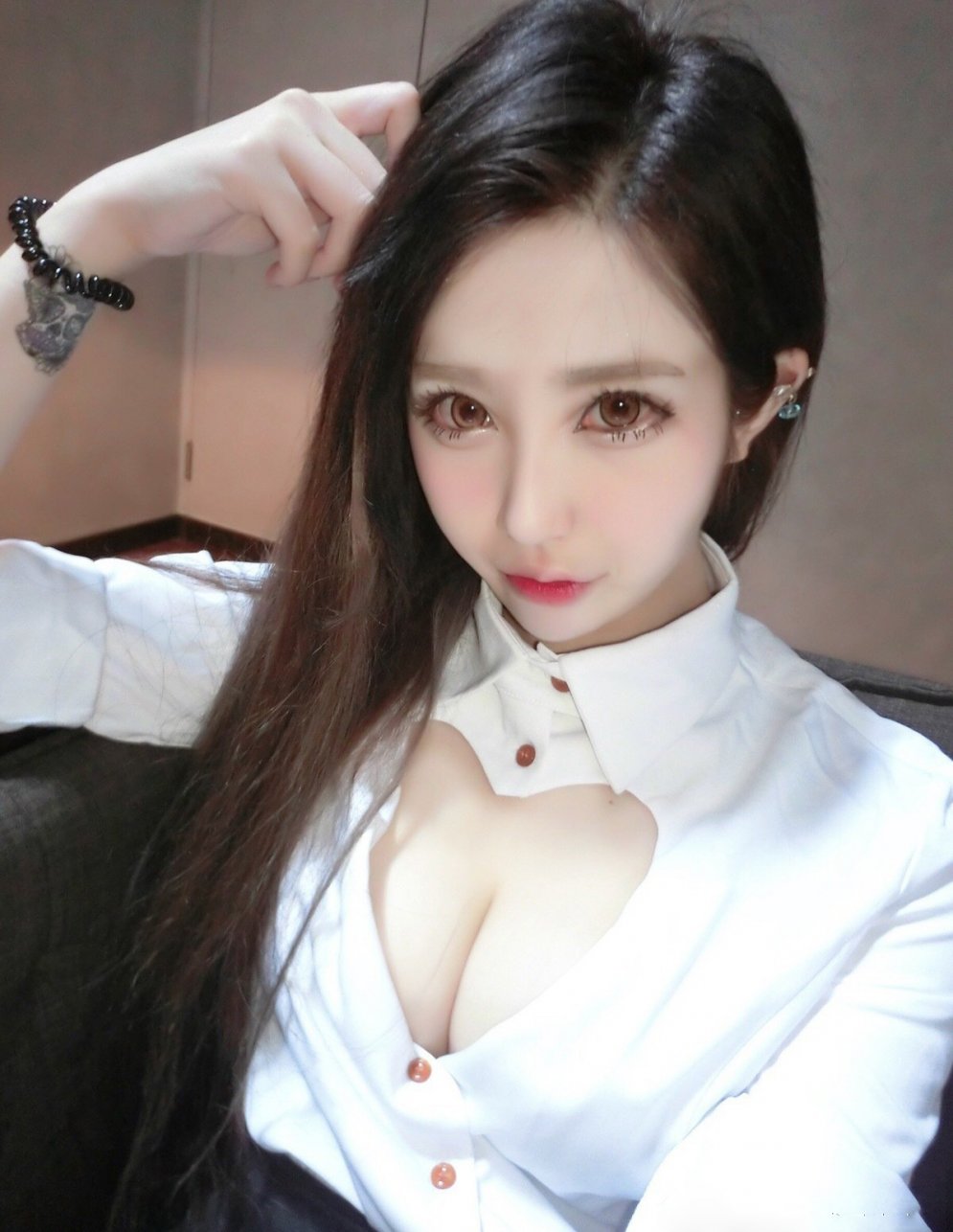 可爱女孩Chinajoy展上百媚千娇的ShowGirl图片