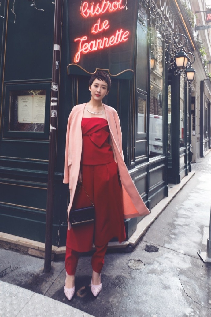高俊熙短发图片   韩国美女高俊熙美腿写真图片图片