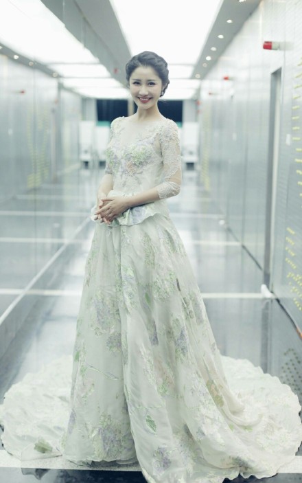 高清辽宁沈阳美女梁田薄纱气质唯美写真图片图片