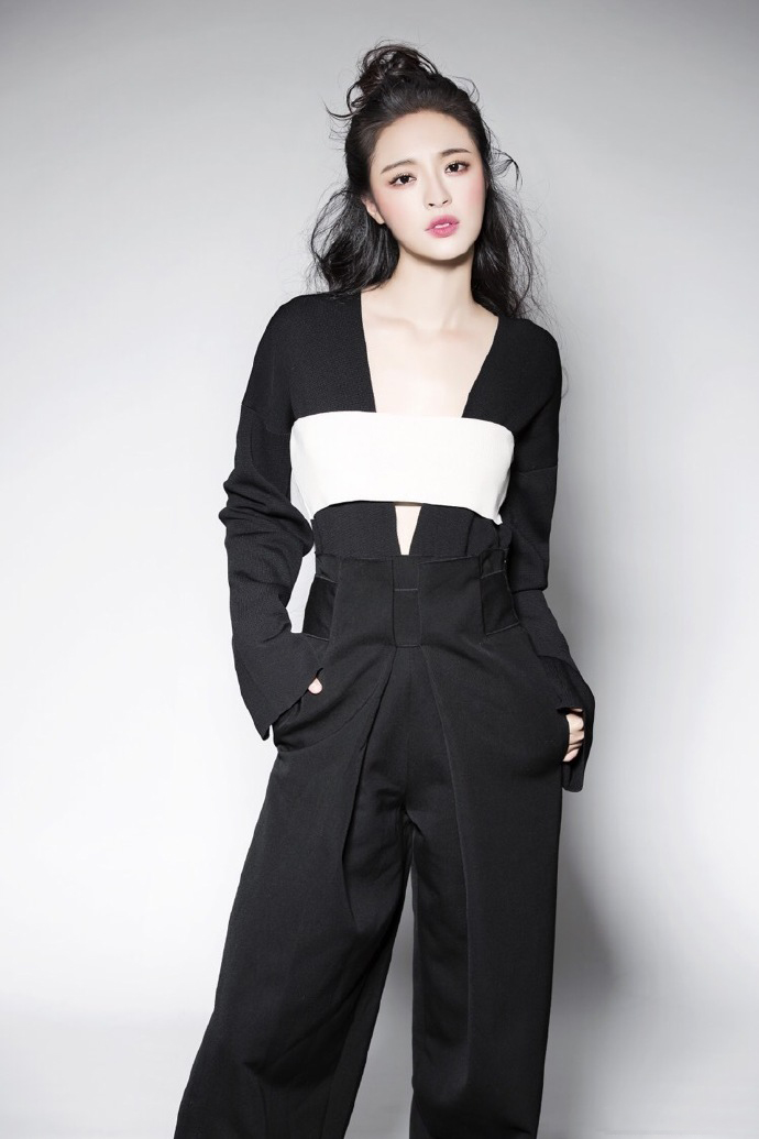 高清山东青岛美女李莎旻子甜美学院风写真图片图片 高清山东青岛美女李莎旻子甜美学院风写真图片图片