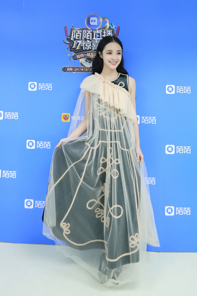 高清山东青岛美女李莎旻子甜美学院风写真图片图片 高清山东青岛美女李莎旻子甜美学院风写真图片图片
