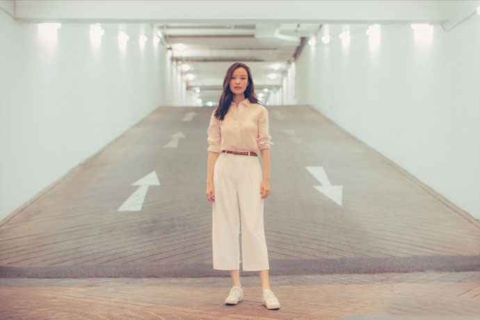 娱乐圈好姐妹杨颖angelababy和倪妮搞笑摄影图片图片
