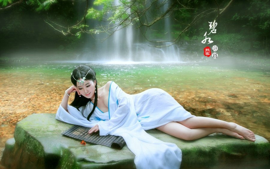 gogo大胆人体艺术图片