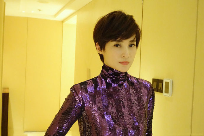 高俊熙短发图片   韩国美女高俊熙美腿写真图片图片