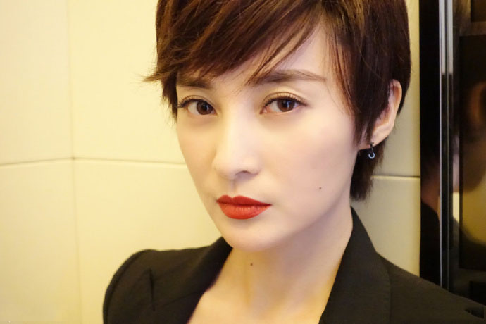 高俊熙短发图片   韩国美女高俊熙美腿写真图片图片
