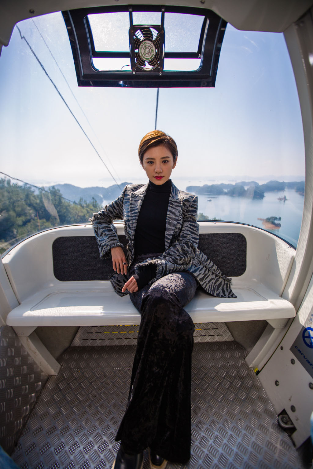 女星伊一图片