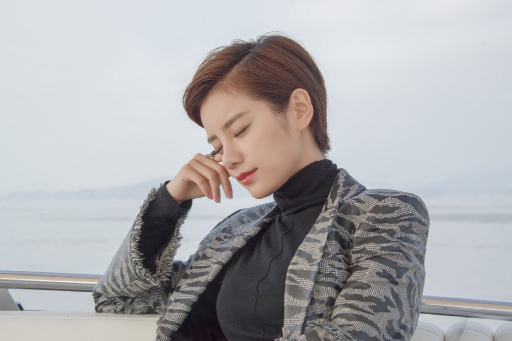 女星伊一图片