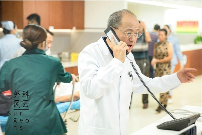 靳东图片