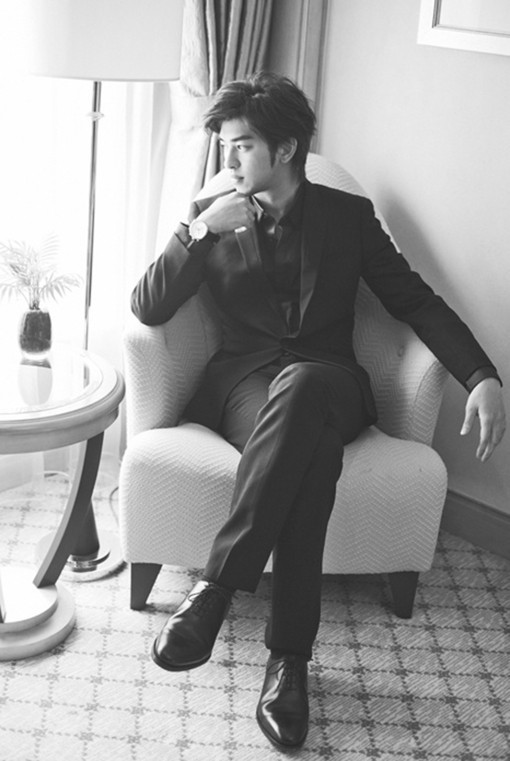 高清韩国京畿道南扬州男明星Runningman李光洙和金钟国丫土豆广告高清图片图片