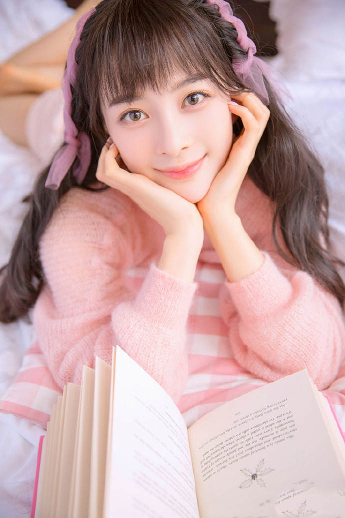 Angela楚楚图片