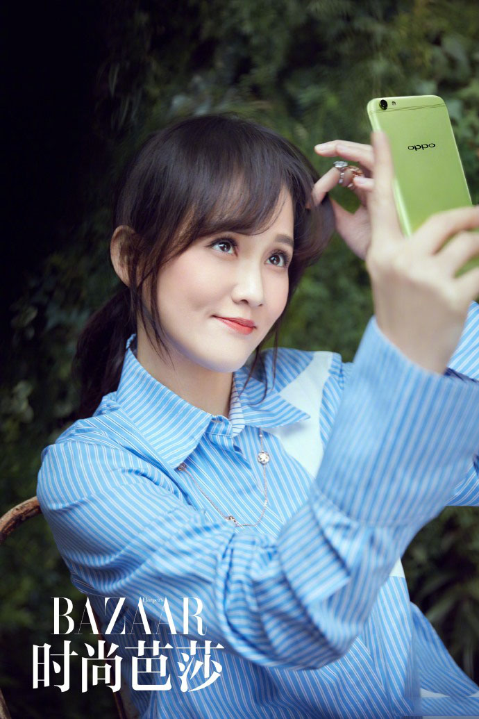 IU李智恩高清舞台性感可爱图片图片