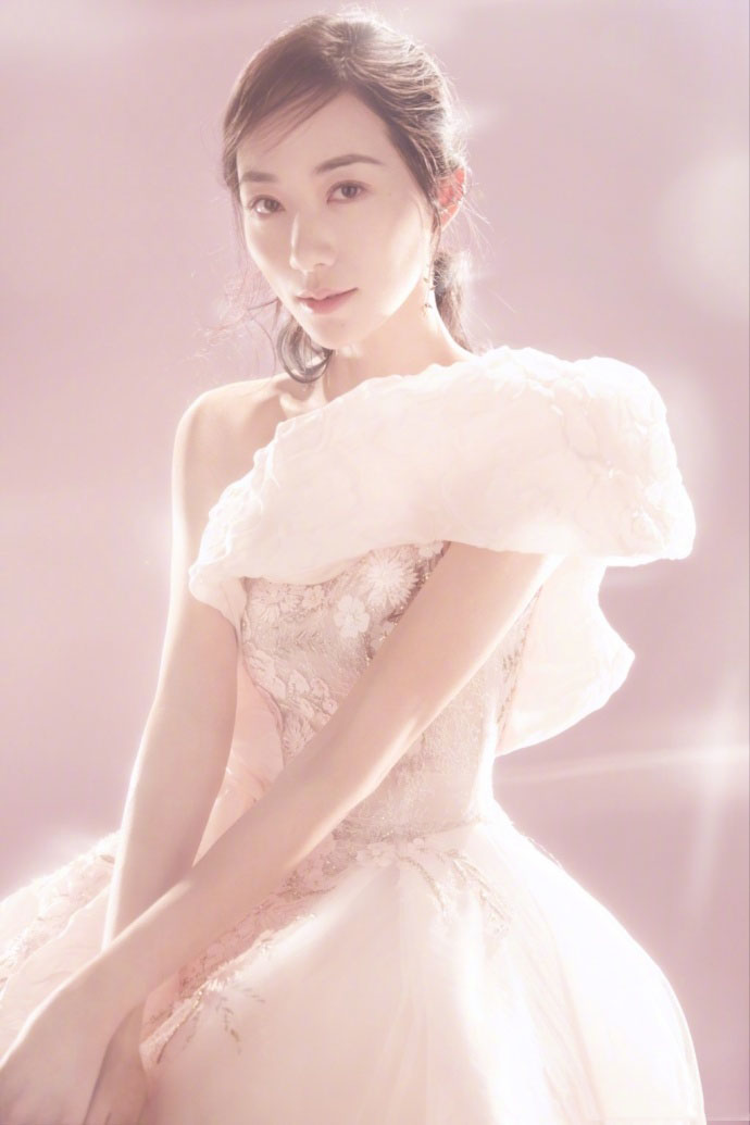 韩雪奇幻色彩写真大片 优雅时尚尽显个人魅力图片
