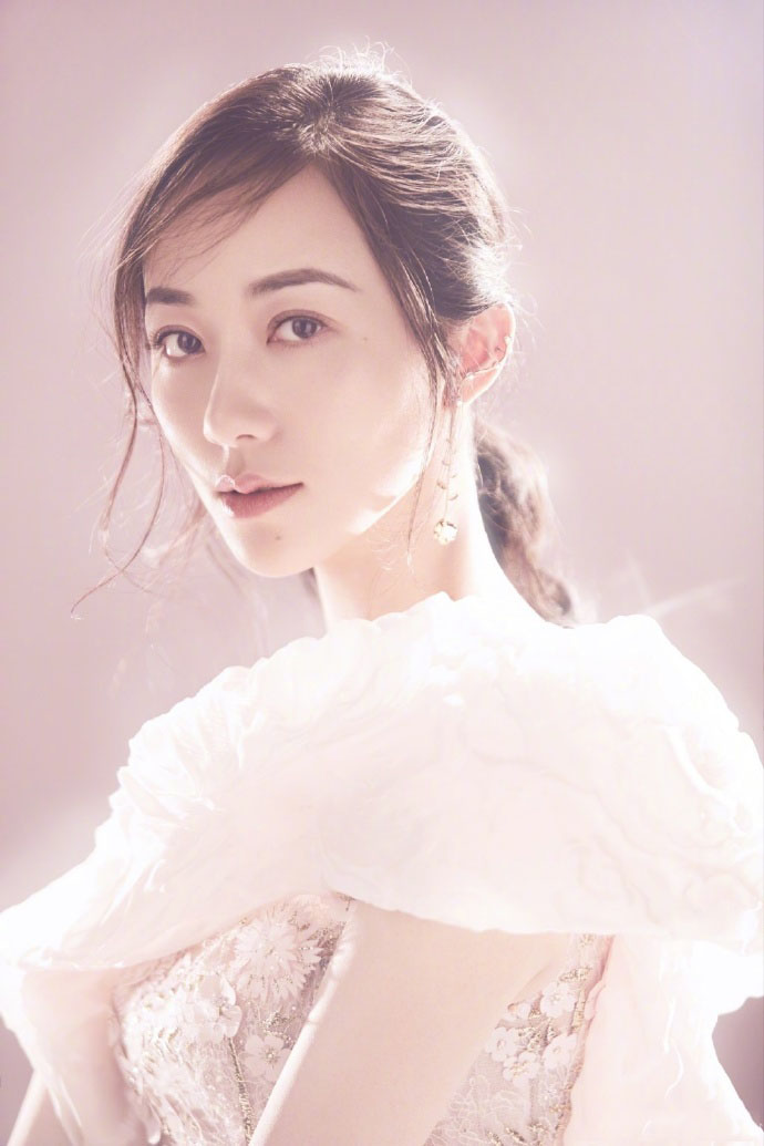 韩雪奇幻色彩写真大片 优雅时尚尽显个人魅力图片