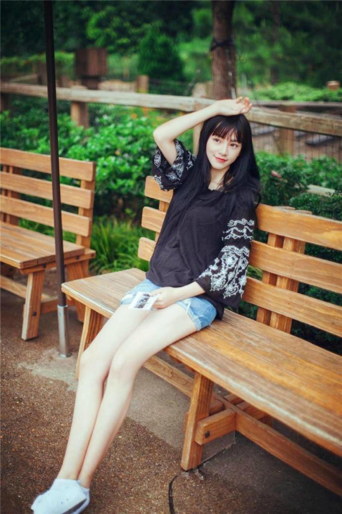 黄灿灿图片