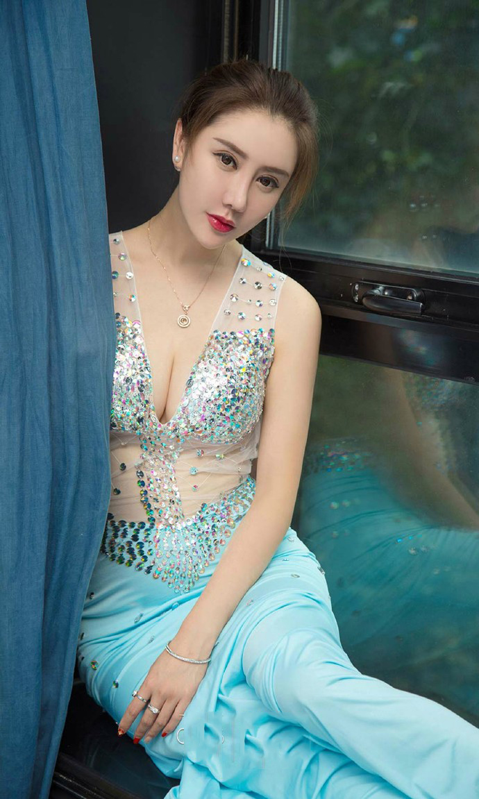 欣凌图片