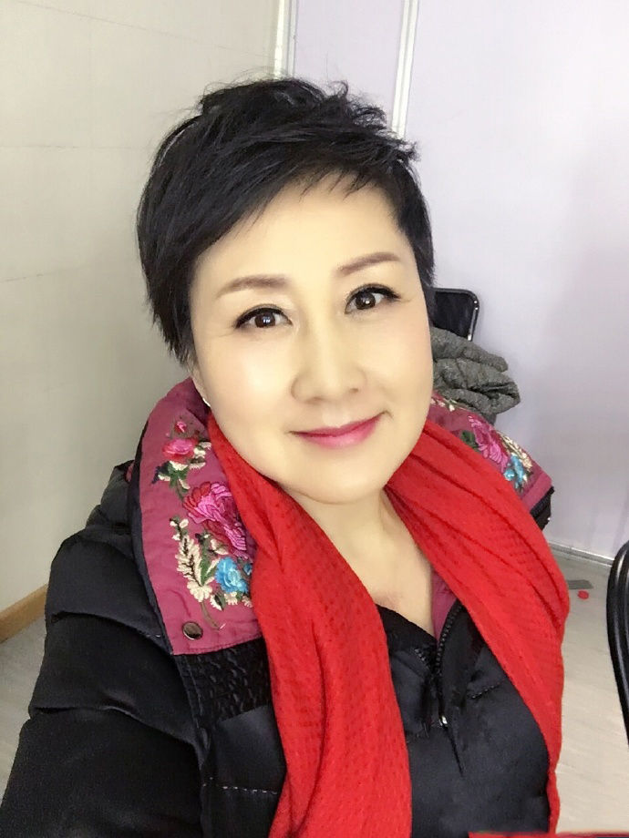 孙雅丽图片 孙雅丽性感活动照图片图片