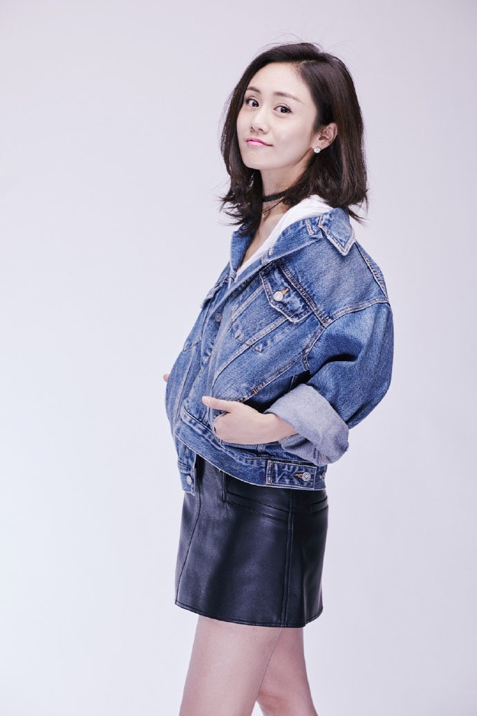 粉红女郎闺蜜见面会 阿雅否认谢娜怀孕  阿雅图片图片