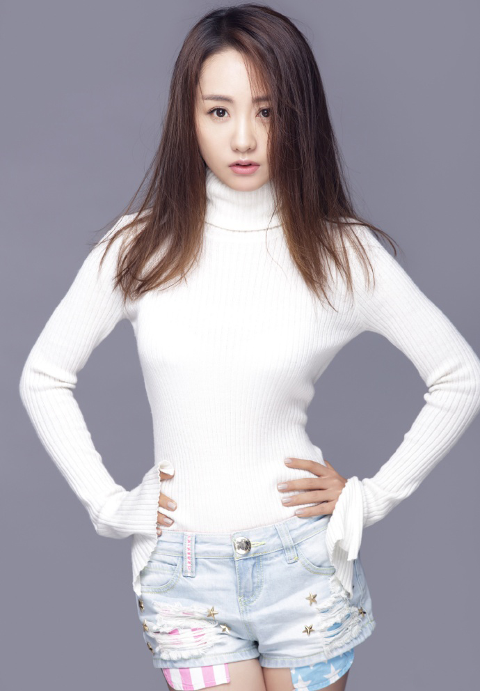 高清中国内地云南保山女演员杨蓉性感迷人写真图片桌面壁纸图片 高清中国内地云南保山女演员杨蓉性感迷人写真图片桌面壁纸图片