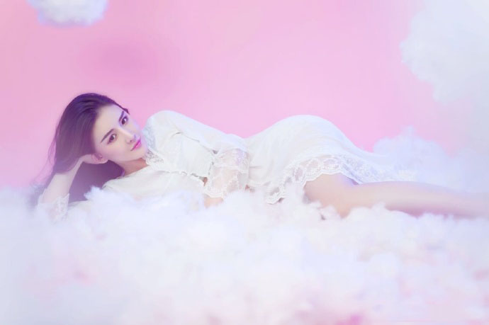 睡裙美女图片