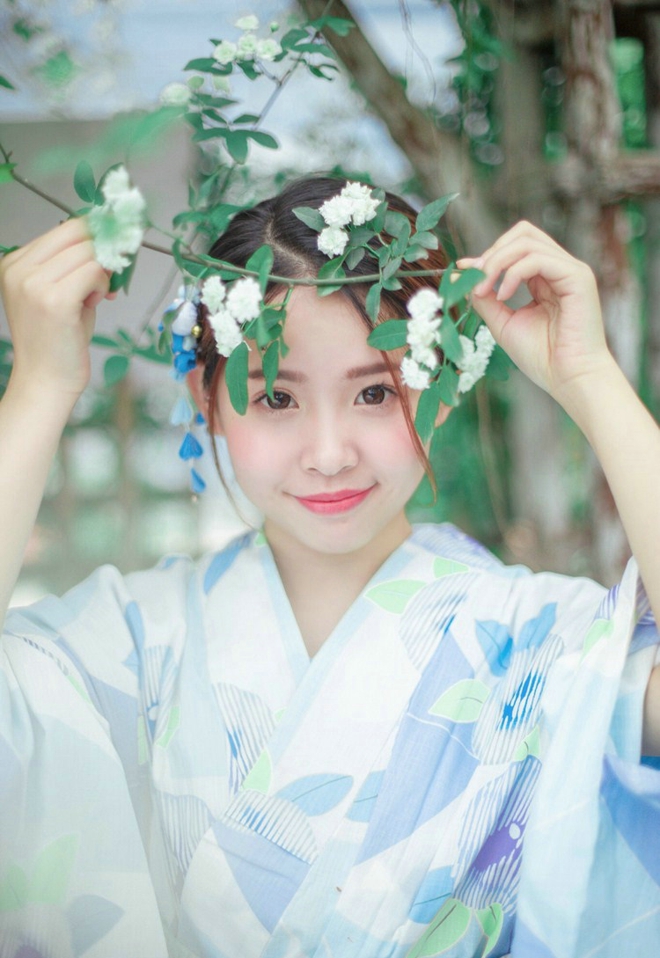 汉服美女户外清新写真图片图片