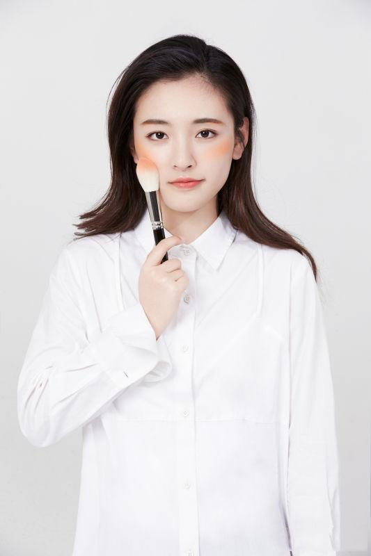 吴倩图片