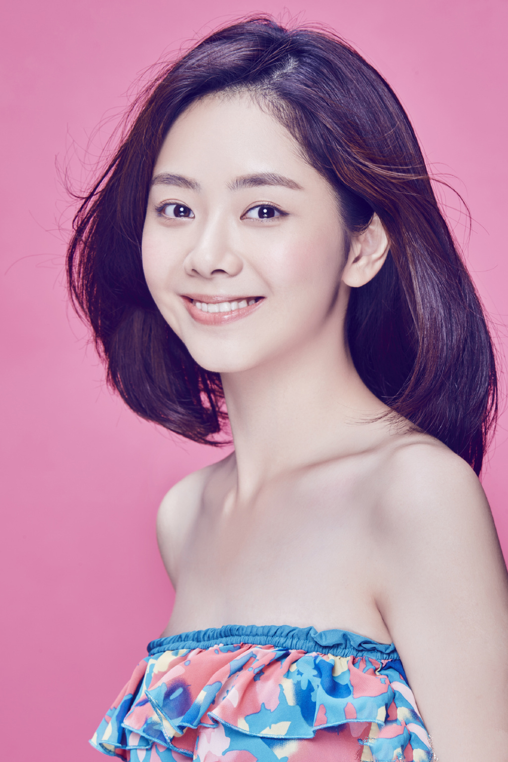中国内地四川泸州影视女演员可爱女星谭松韵清纯静美写真图片