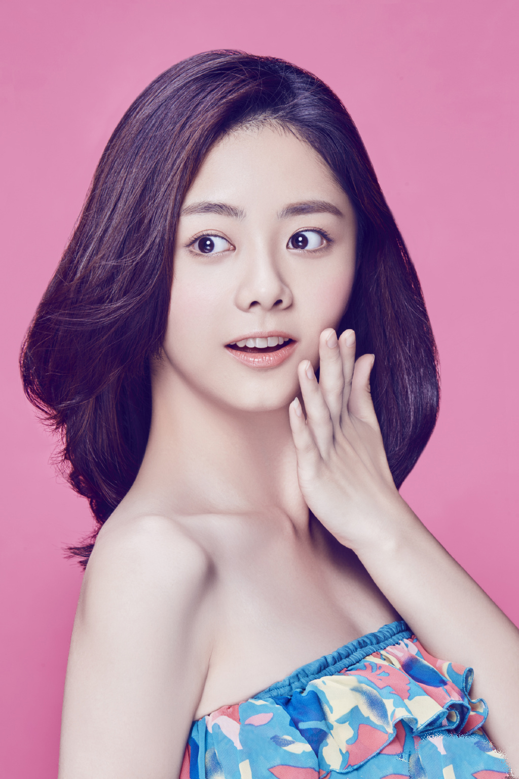 中国内地四川泸州影视女演员可爱女星谭松韵清纯静美写真图片