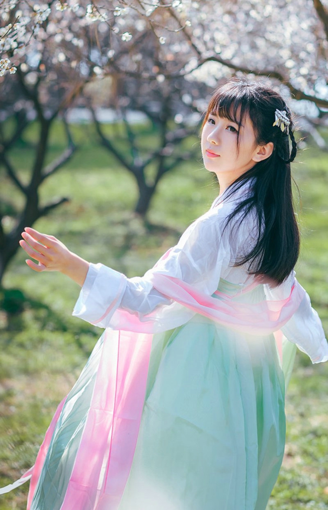 汉服美女图片