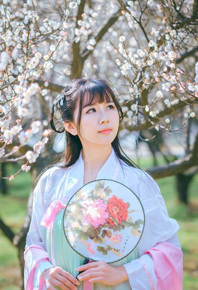 汉服美女图片