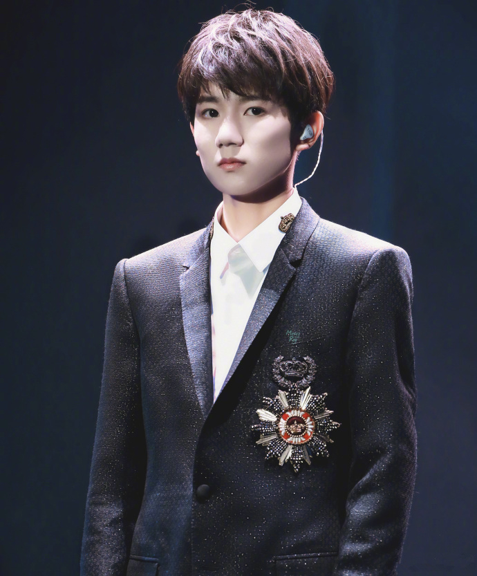 TFBOYS-王源帅气图片图片