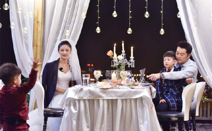 汤唯金泰勇婚纱照曝光图片 愿女神一生幸福图片