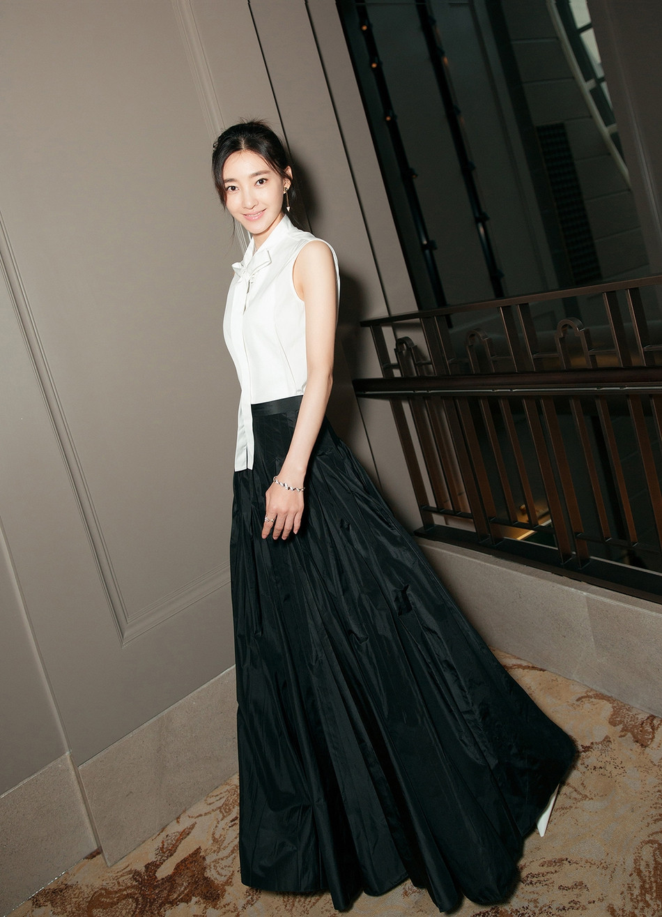 女星王丽坤冷艳高清写真图片 素颜女神图片