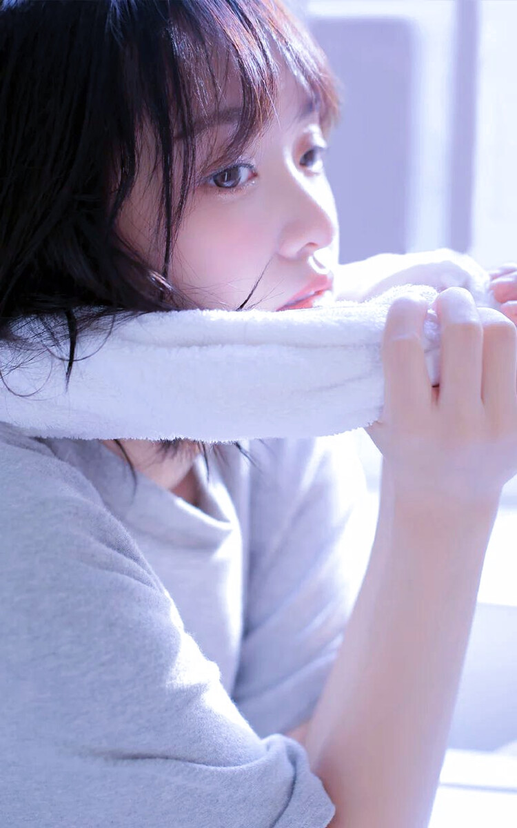 妖媚美女图片