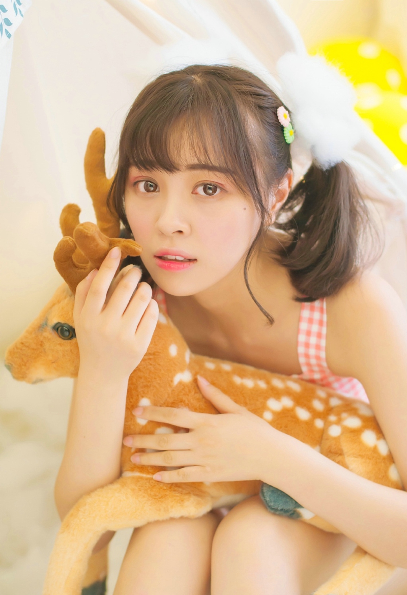 精选中外世界杯性感足球宝贝热辣养眼写真桌面壁纸(二)图片