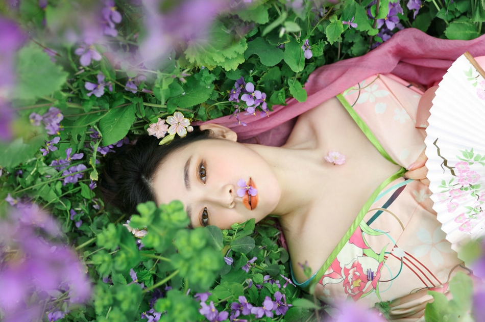 花树下的汉服美女清纯靓丽如花似玉写真图片图片