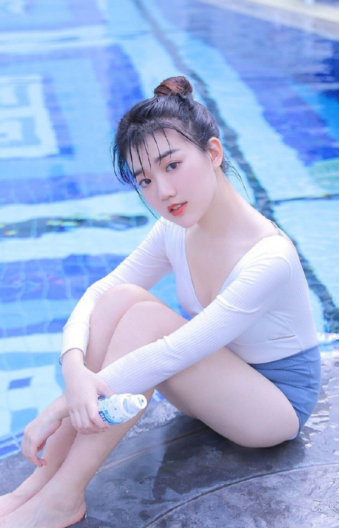夏日清凉美女性感来袭私房照写真图片下载图片