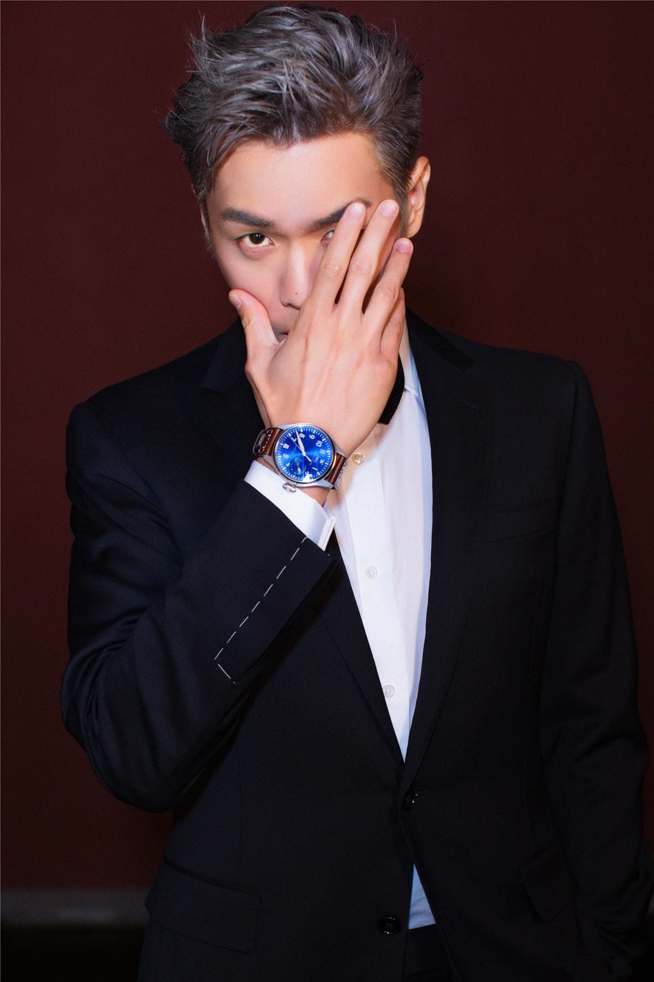 张若昀绅士特工暗黑系写真图片图片 张若昀绅士特工暗黑系写真图片图片