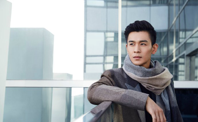中国内地广西壮族自治区桂林影视男演员乔振宇暖男风秋季写真图片桌面壁纸图片
