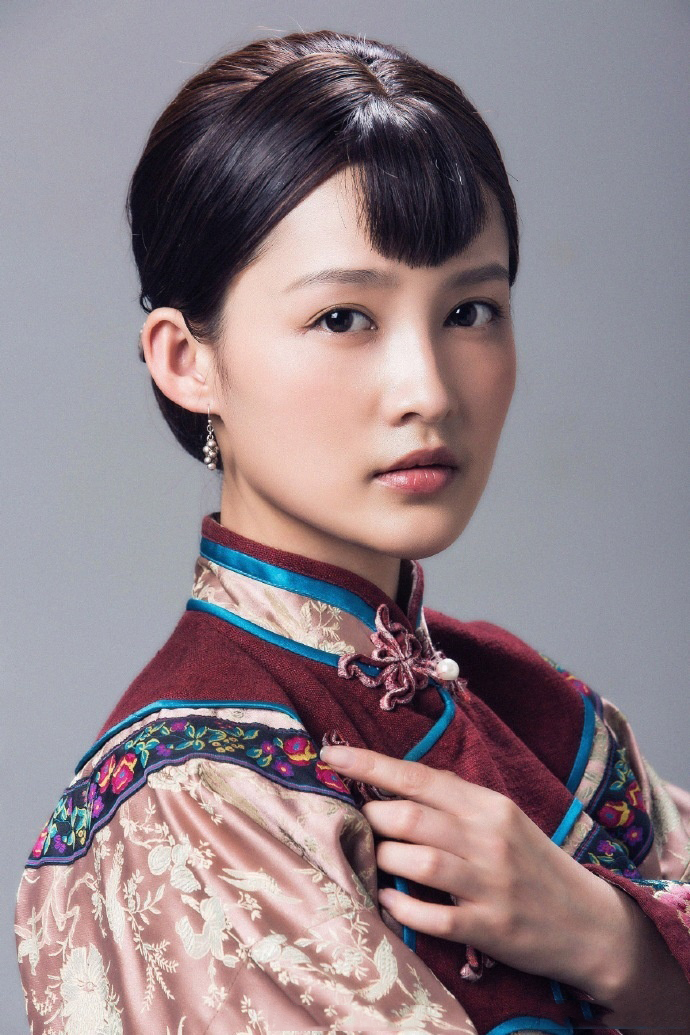 气质女神李沁性感图片图片