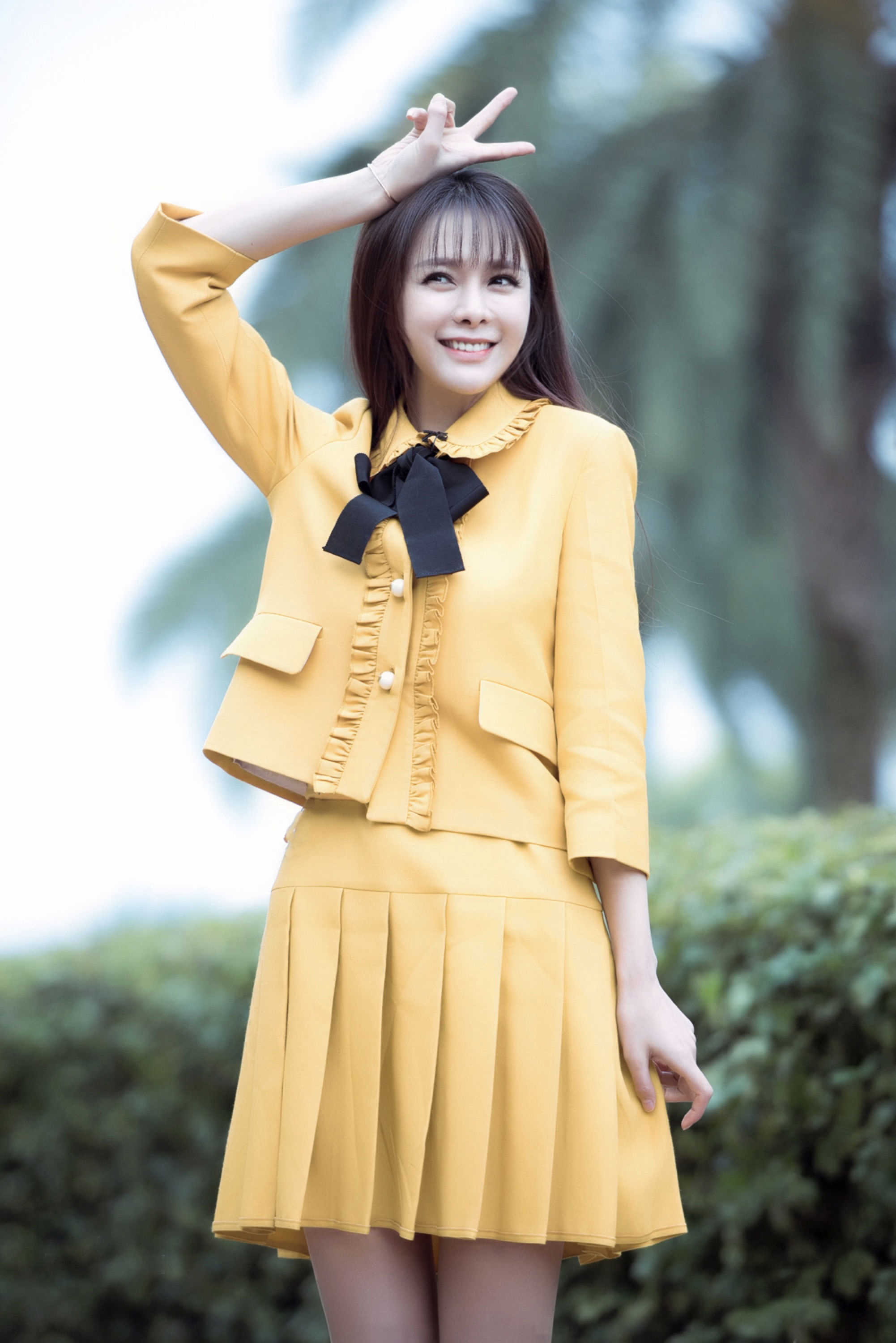 高清湖南省湘西吉首市美女沈梦辰刘雯最新机场街拍图片图片