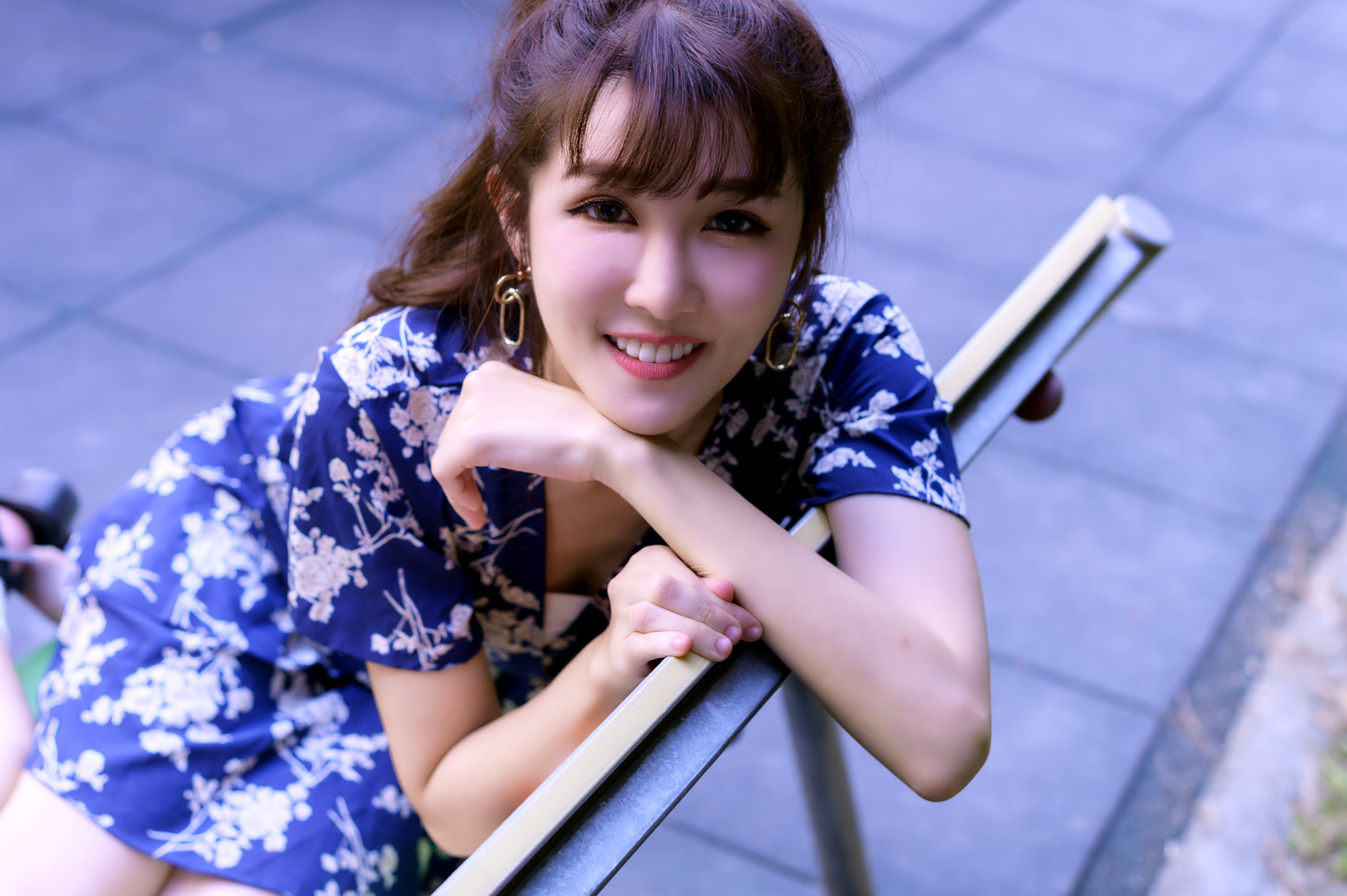 橙红年代图片